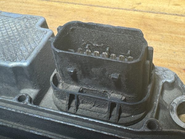 Detroit Diesel ECM ECU Engine Computer Module MCM A0004466035 - Image 4