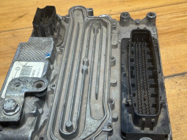 Detroit Diesel ECM ECU Engine Computer Module MCM A0004466035 - Image 6
