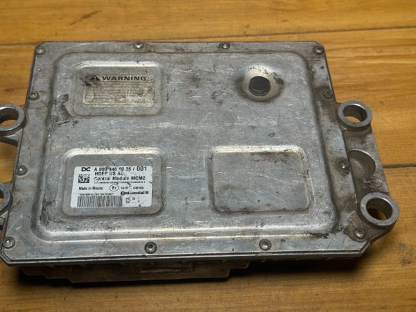 Detroit Diesel ECM ECU Engine Computer Module MCM A0004466035 - Image 8