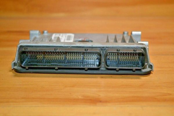 ECM ECU Engine Computer 2015 Toyota Corolla 1.8 P/N: 89661-0Z630 - Image 4