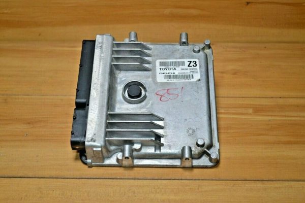ECM ECU Engine Computer 2015 Toyota Corolla 1.8 P/N: 89661-0Z630