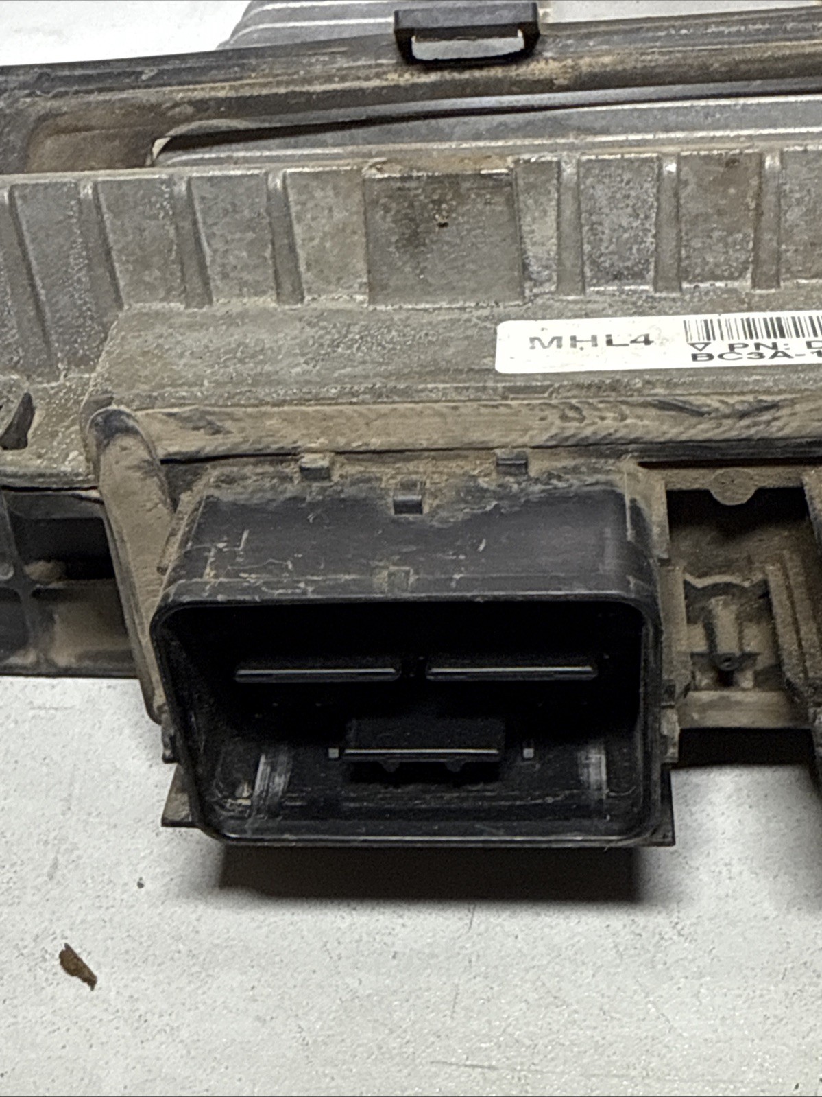 Engine Computer 2013 Ford Truck DC3A-12A650-AZE MHL4 6.2L V8 ECM - Image 4