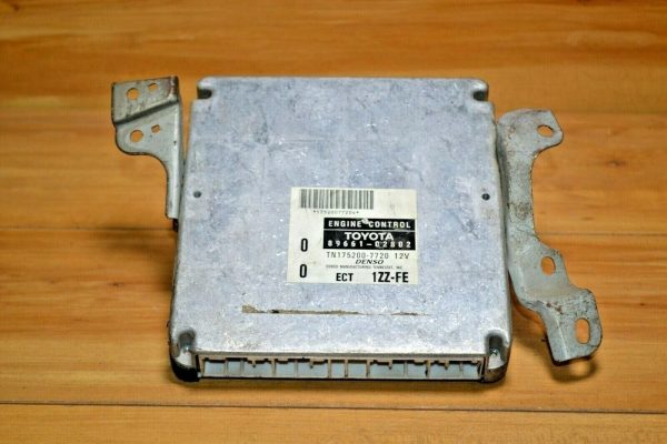 Engine Computer ECU ECM PCM Module 02 2002 Geo Prizm 4 Speed P/N: 89661-02802