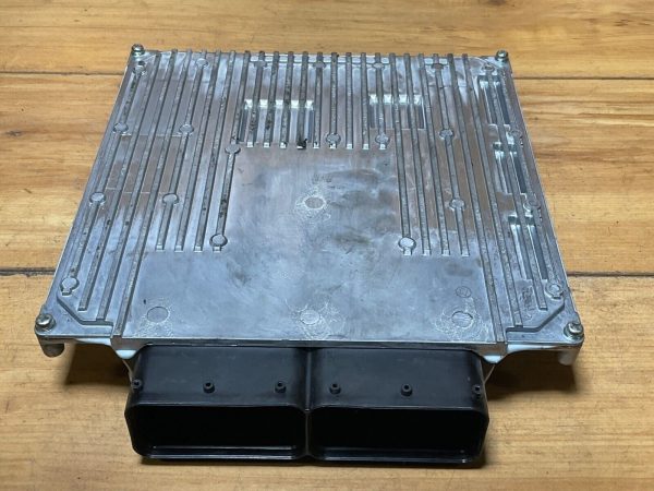 Engine Control Module ECM ECU 6WGQXDQA, 898329585 - Image 5