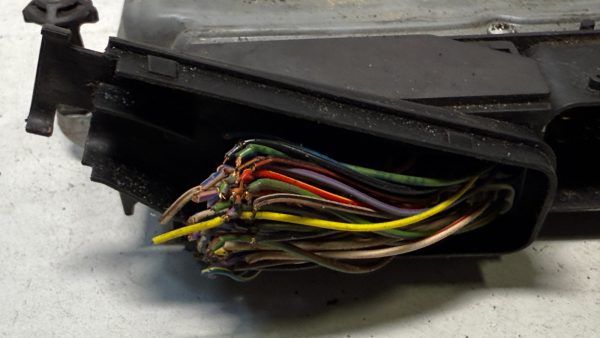 Engine ECM Control Module 08-12 MERCEDES C300 E350 A 272 900 09 00 A2729000900 - Image 4