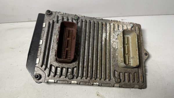 Engine ECM Control Module 5.7L Fits 11 DODGE CHARGER 300 P68065114AD 68065114AD