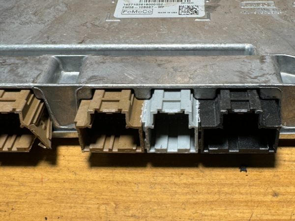 Ford C-Max 2013-2020  Battery Control Module FM58-10B687-MF - Image 5