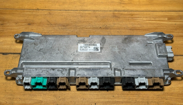 Ford C-Max 2013-2020  Battery Control Module FM58-10B687-MF