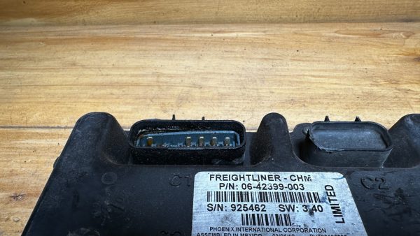 Freightliner B2 CHM Electronic Chassis Control Module BCM OEM P/N 06-42399-003 - Image 8