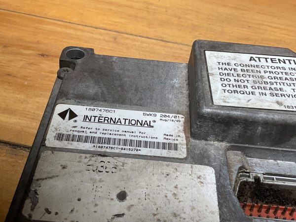 International DT466e Engine Computer  Module ECM ECU  1807476C1 - Image 4