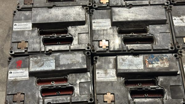 OEM Detroit Diesel ECM DDEC IV Engine Control Module Core Bundle