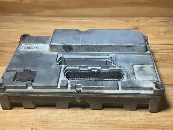 International Navistar T444E Computer Diesel Engine ECM Module 2593623C1