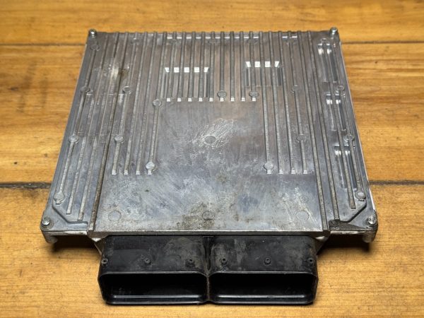 Isuzu Engine Computer Module ECM ECU OEM 898349199 6UZ1XDQA 530422 - Image 6
