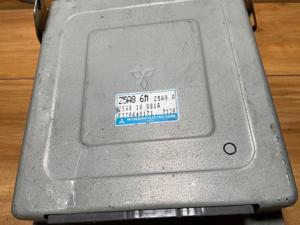 MITSUBISHI ECU ECM Engine Computer, OEM P/N Z5A8 18 881A, E2T86481T1, 7128 - Image 3