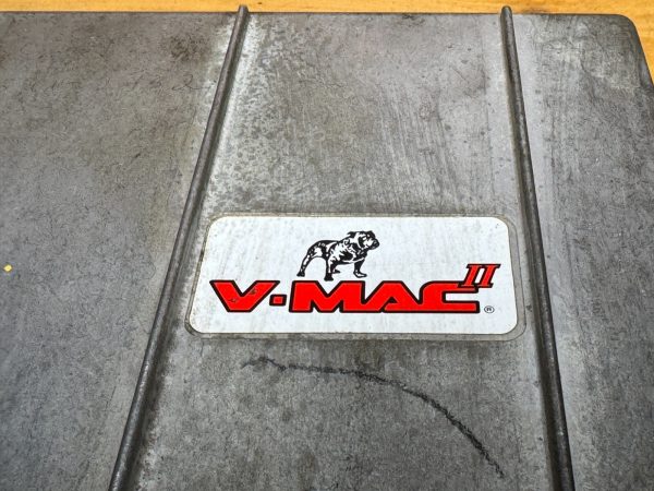 Mack Semi V-MAC II ECM Good Takeoff 12MS54M5 OEM - Image 5