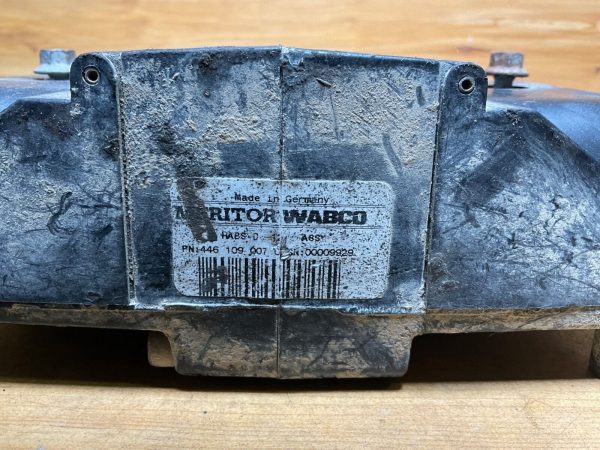 Meritor Wabco 12 V ABS Brake Module 446 109 007 0 - Image 3