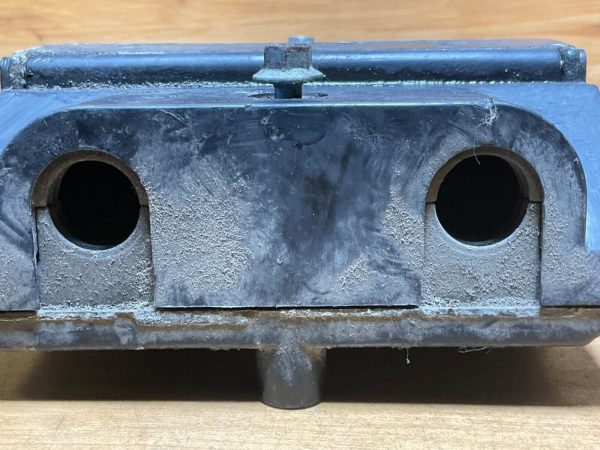 Meritor Wabco 12 V ABS Brake Module  part# 446 109 011 - Image 4