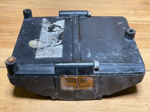 Meritor Wabco 12 V ABS Brake Module  part# 446 109 011 - Image 5