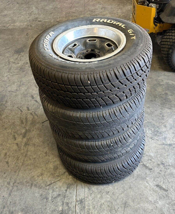 Tire Cooper Cobra Radial G/T 225/70R14 98T (RWL) AS All Season A/S with wheels - Image 3