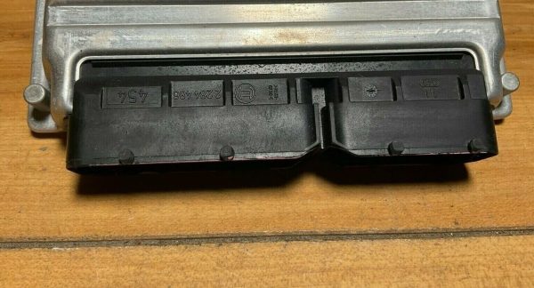 VW PASSAT AWM 1.8T ECM P/N: 4B0906018DQ OEM 0261208527 OEM - Image 4