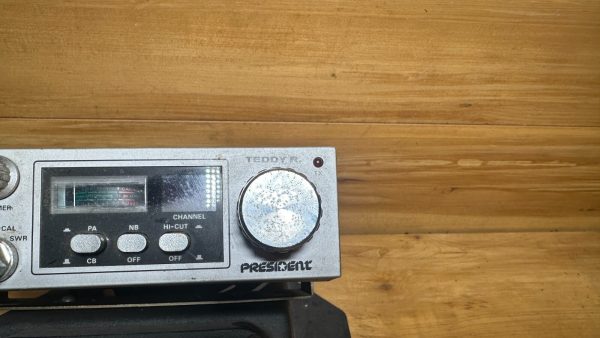 Vintage President Teddy R 40 channel AM mobile CB radio Retro 1977-78 w/ Antenna - Image 8